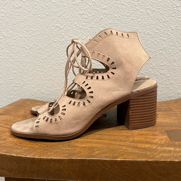 Mossimo Heels - Picture 5 of 6